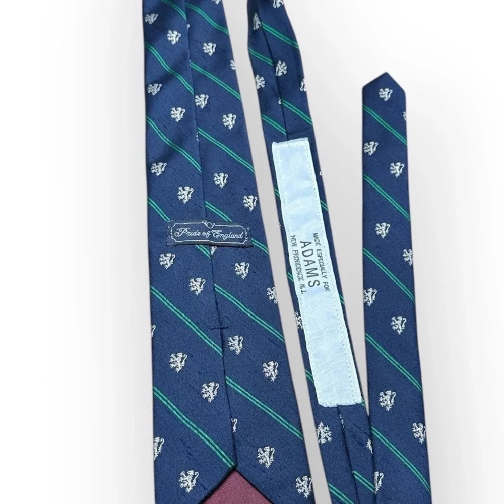 Briar Pride of England Navy Blue Rampant Lion Crest Green Stripe Silk Necktie